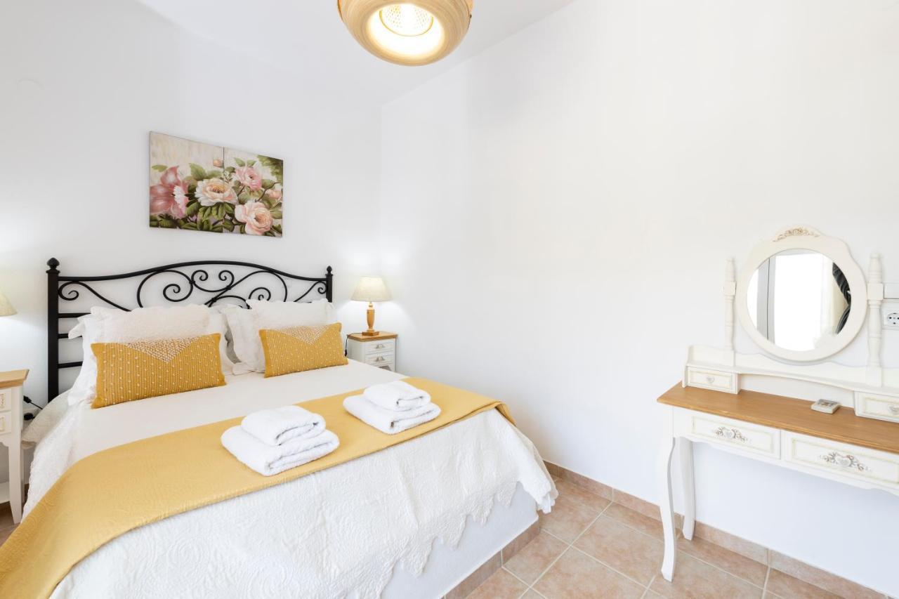 Pension Moschoula Platis Gialos  Extérieur photo