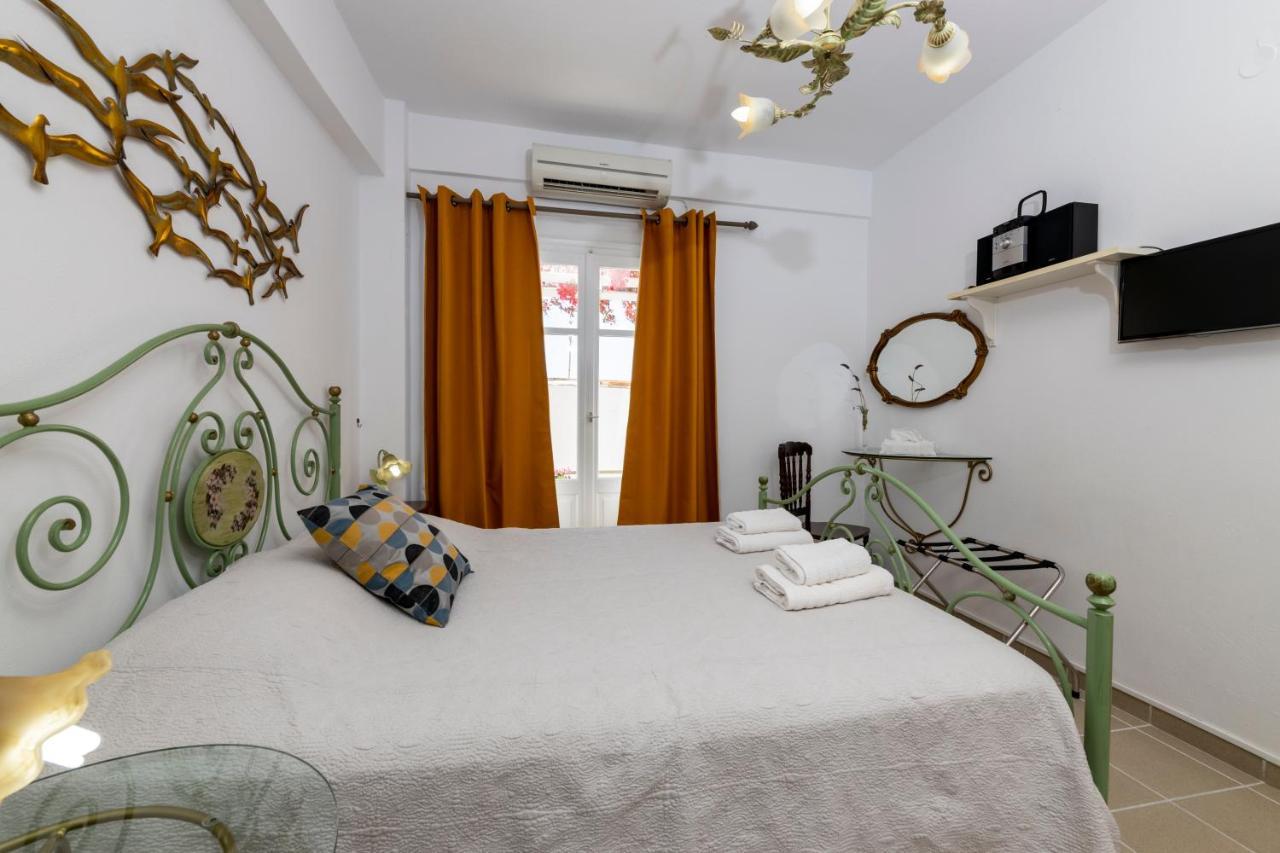 Pension Moschoula Platis Gialos  Extérieur photo